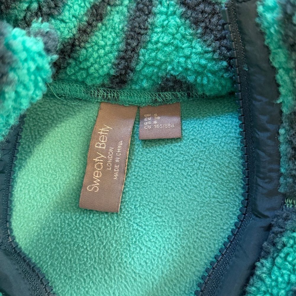 Sweaty Betty - Karma Zebra Print Quarter Zip Fleece Pullover Green Blue - Small - Picture 5 of 12